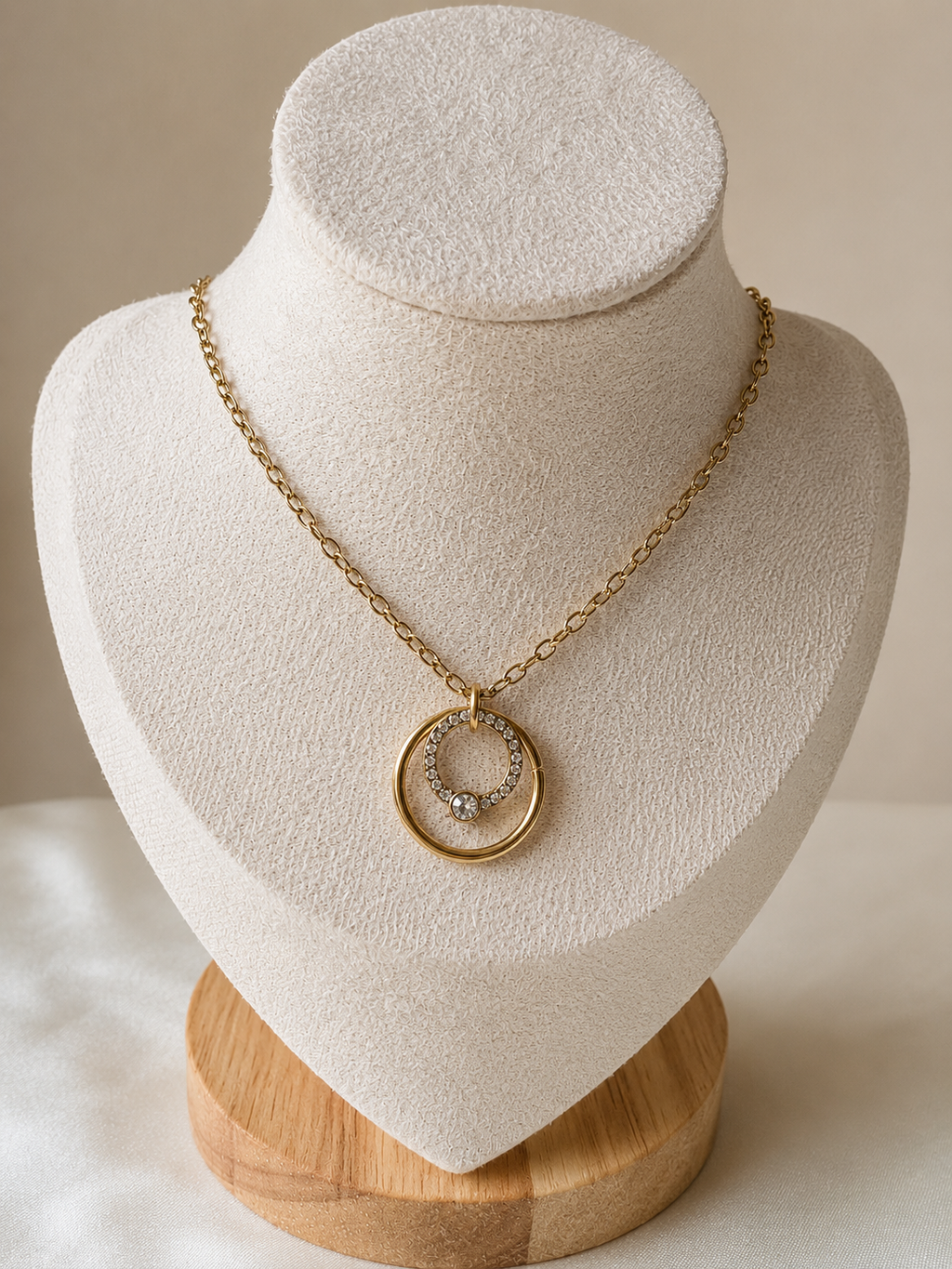 The Celeste Interlocking Zircon Necklace