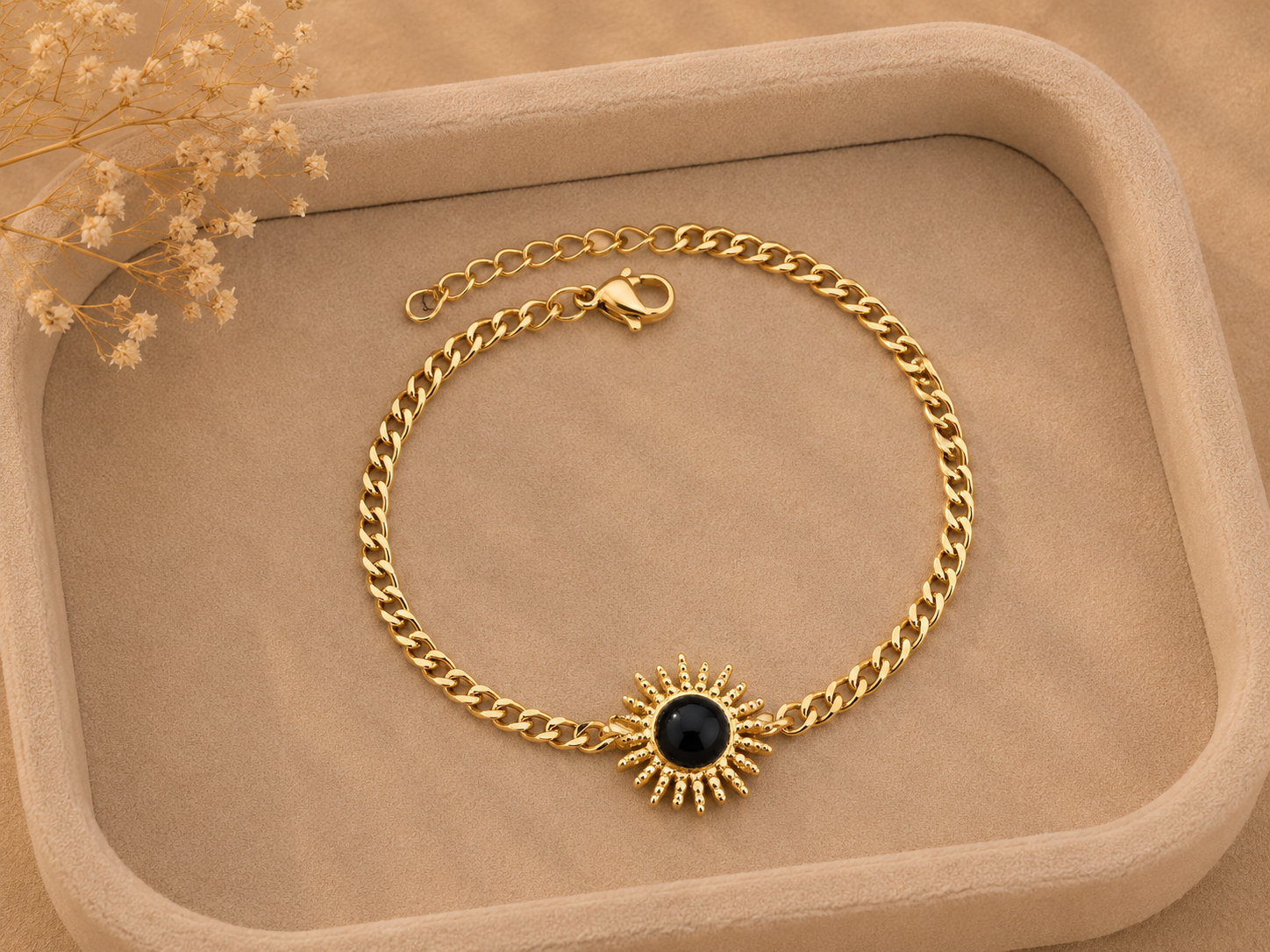 Solara Noir Bracelet
