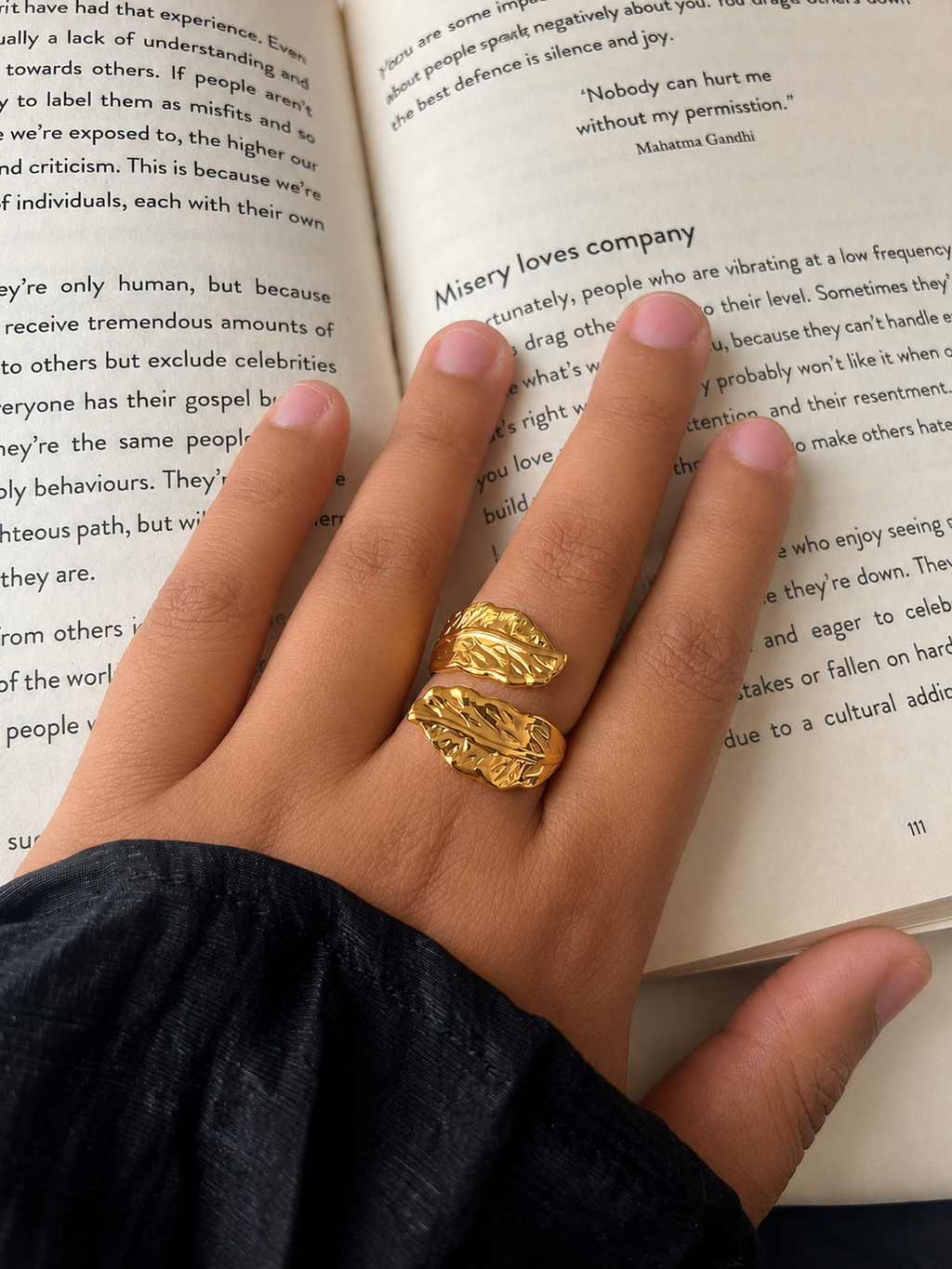 The Verdelle Leaf Ring
