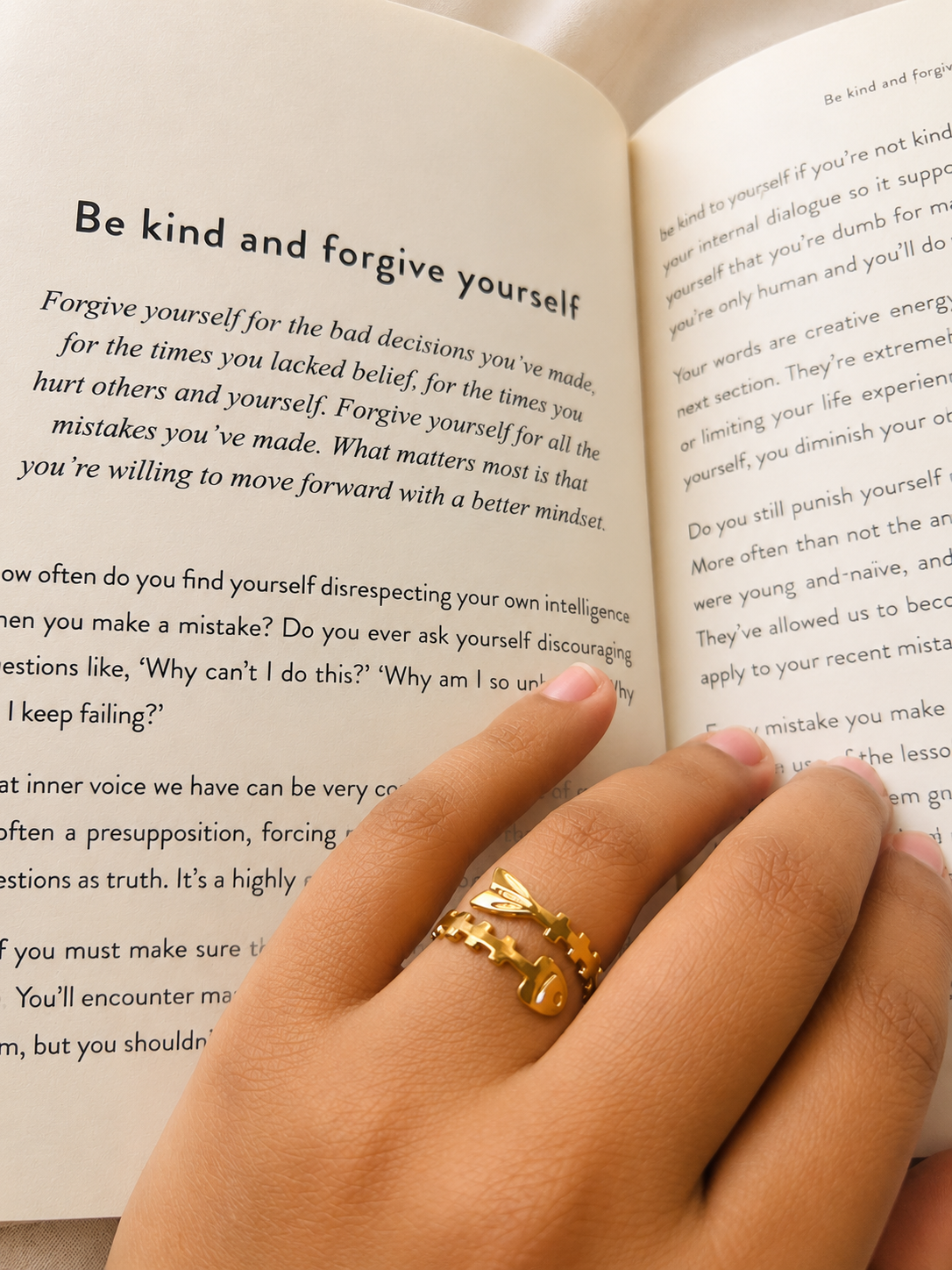 The Lucky Clover Ring