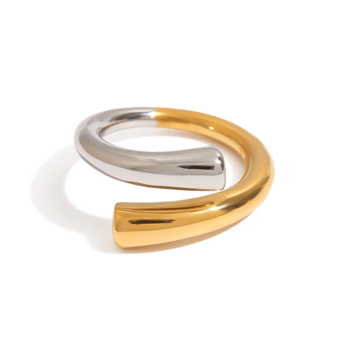 The Dual Essence Ring